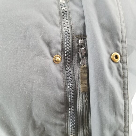 CABELAS PREMIER NORTHERN GOOSE DOWN VEST PUFFER Hunting VERY WARM MEN'S M - Picture 9 of 15